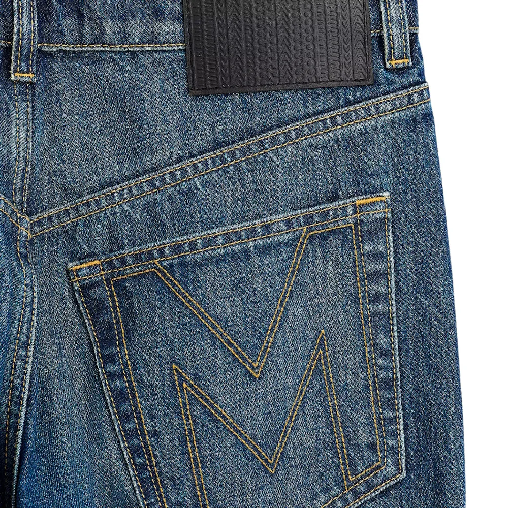 THE FLARED JEANS