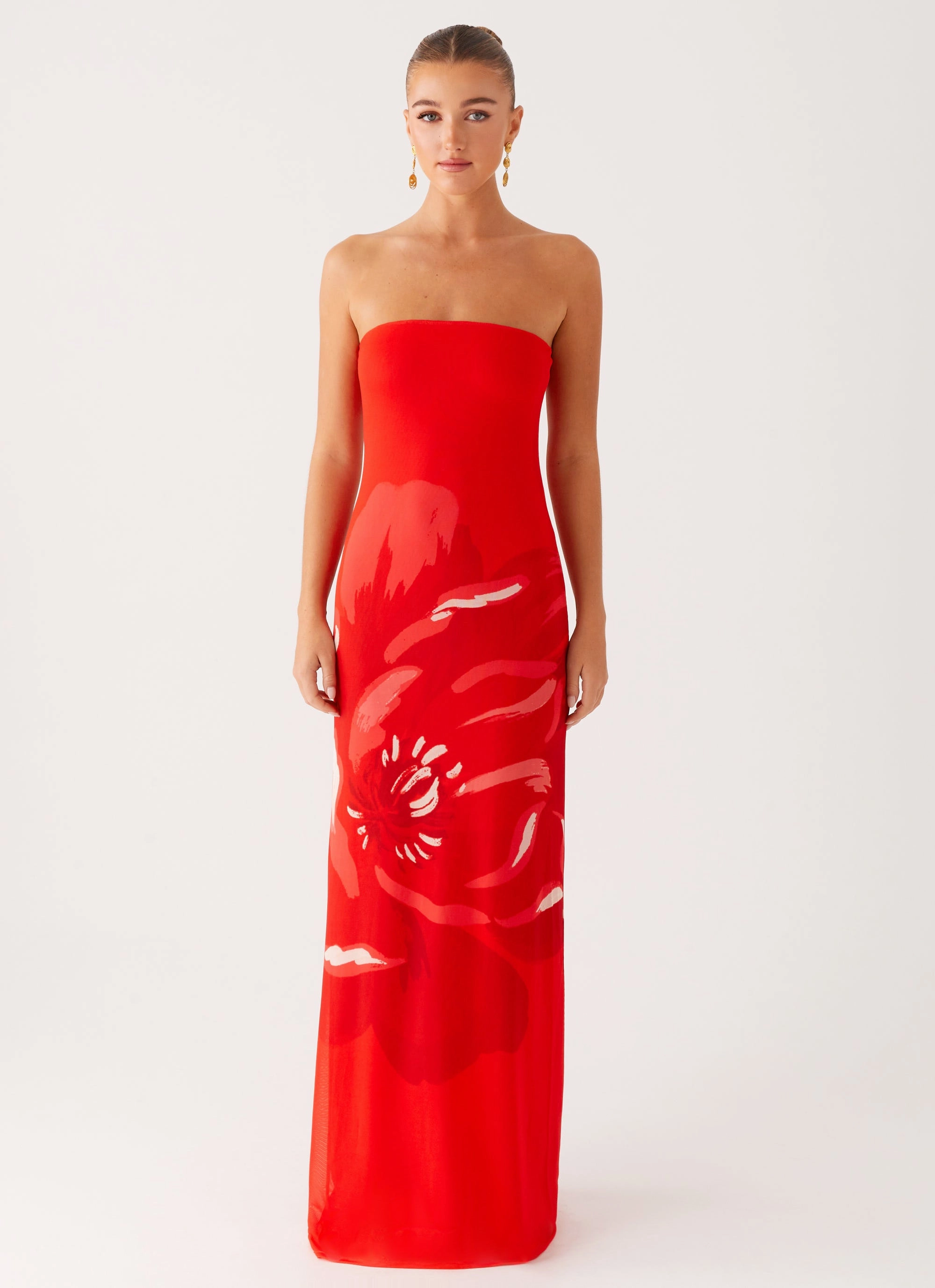 Fabian Maxi Dress - Red flowy style Shape Hug