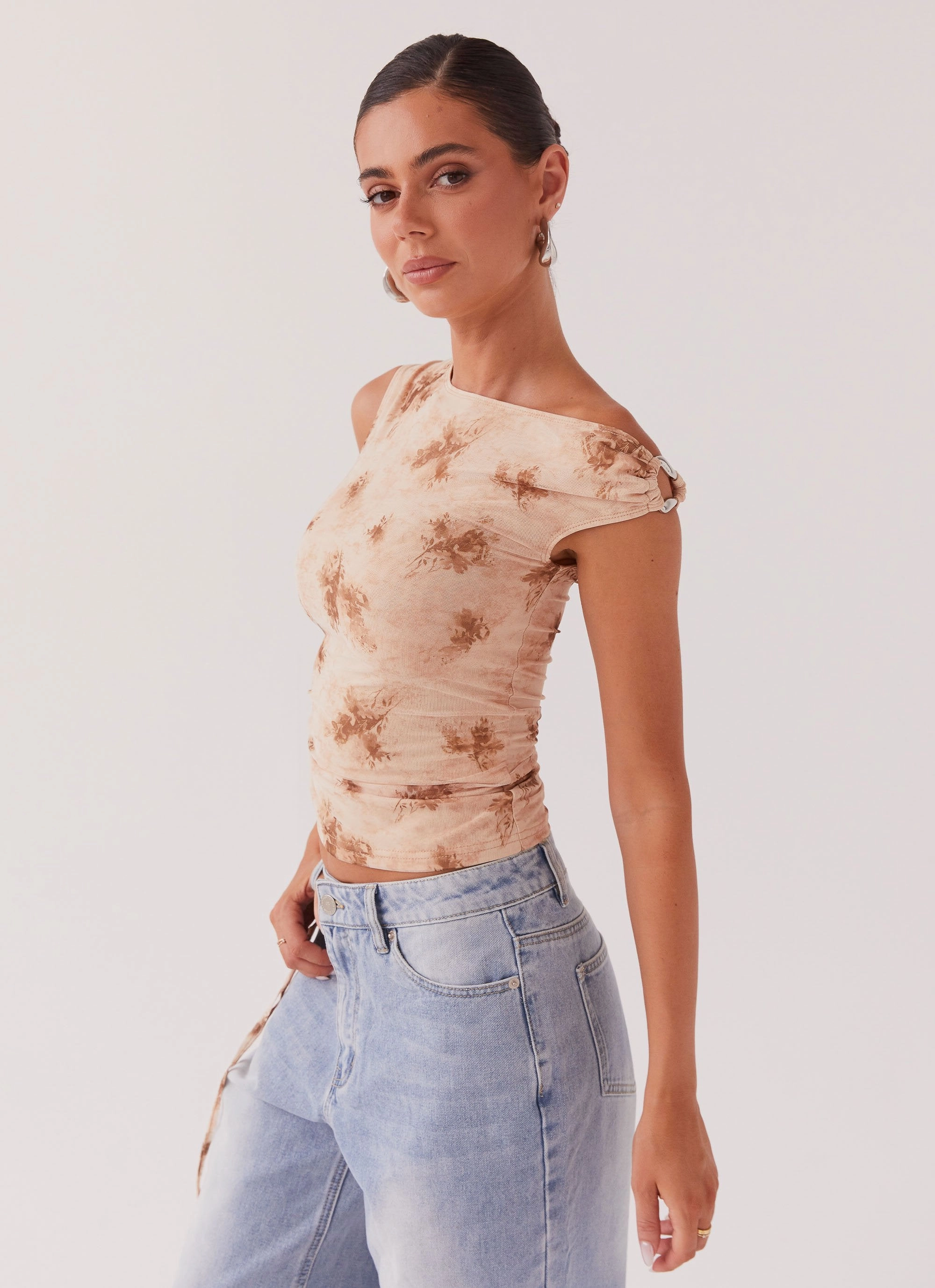 Til Sunrise Off The Shoulder Top - Taupe Smoke Wrinkle Resistant Treatment AthleisureCompatible