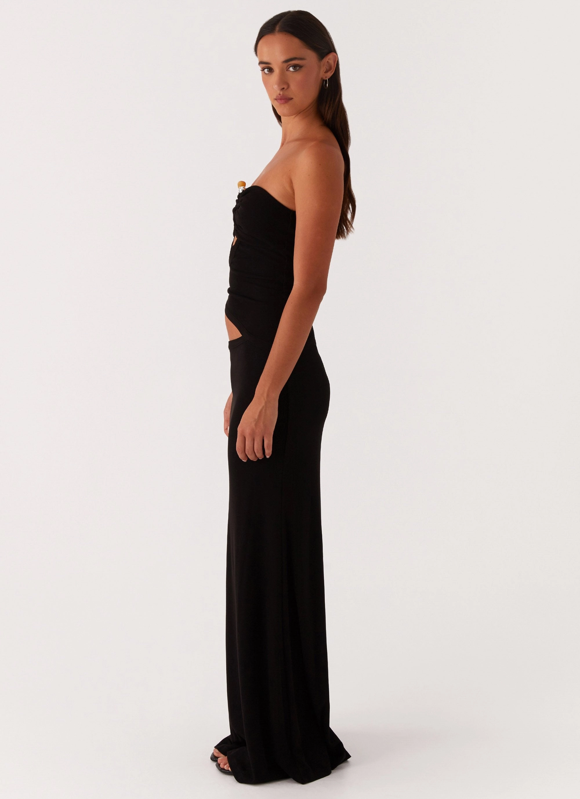 Wild Roses Maxi Dress - Black Cozy Wearable Easy Flow