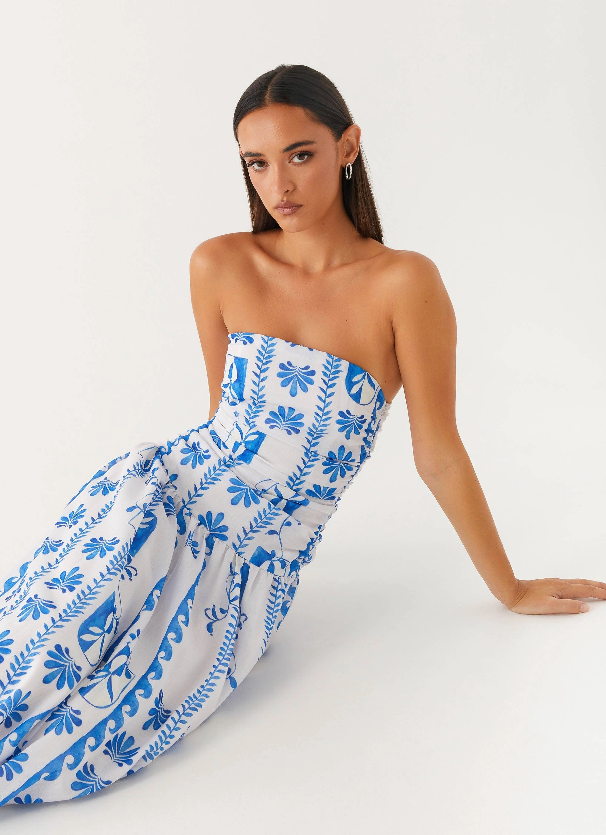 Carmel Maxi Dress - Floral Wave Timeless Shape