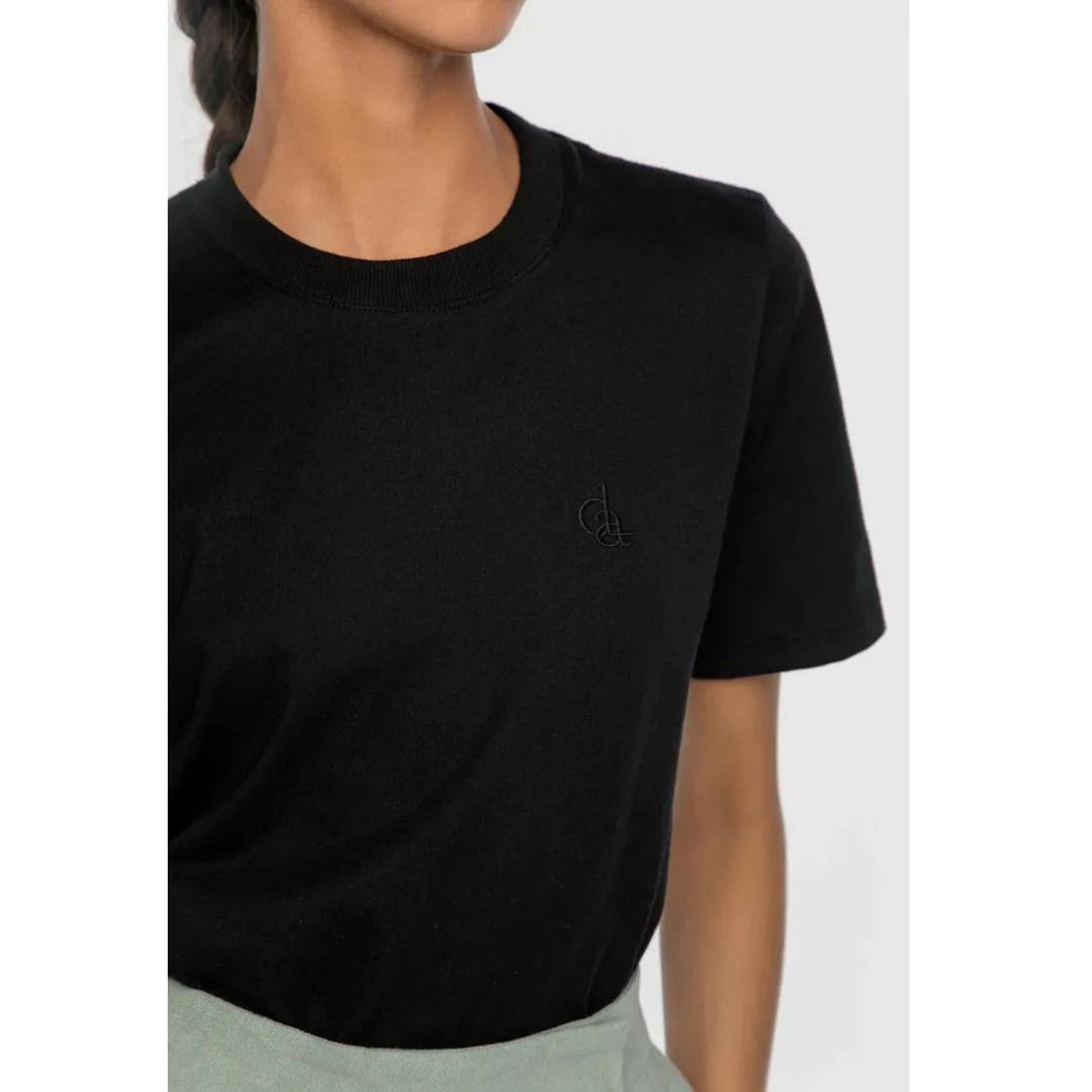 DAL THE LABEL Essential Organic Cotton T-Shirt, Black Cozy Layer