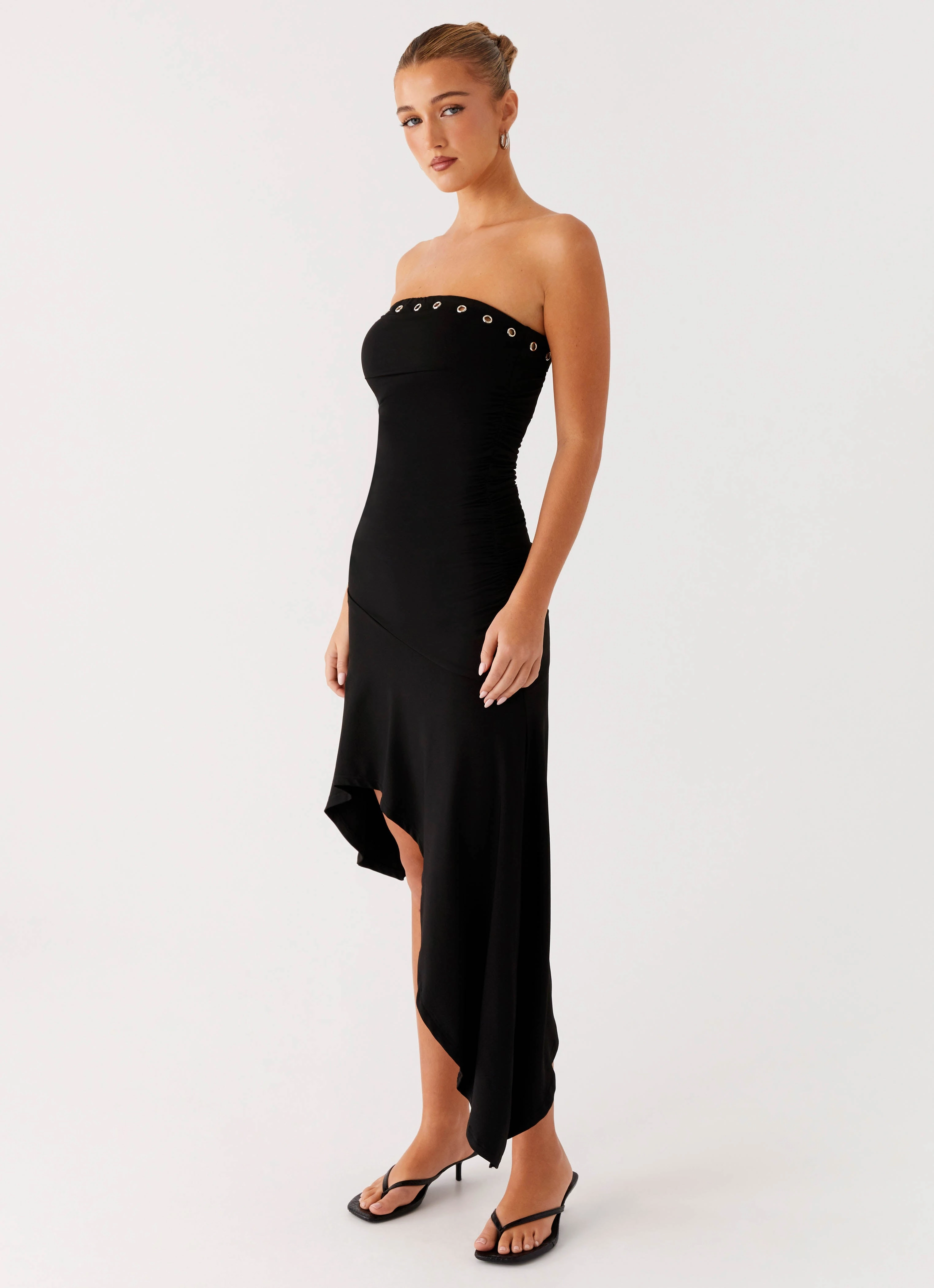 Calm Outfit Unapologetic Midi Dress - Black
