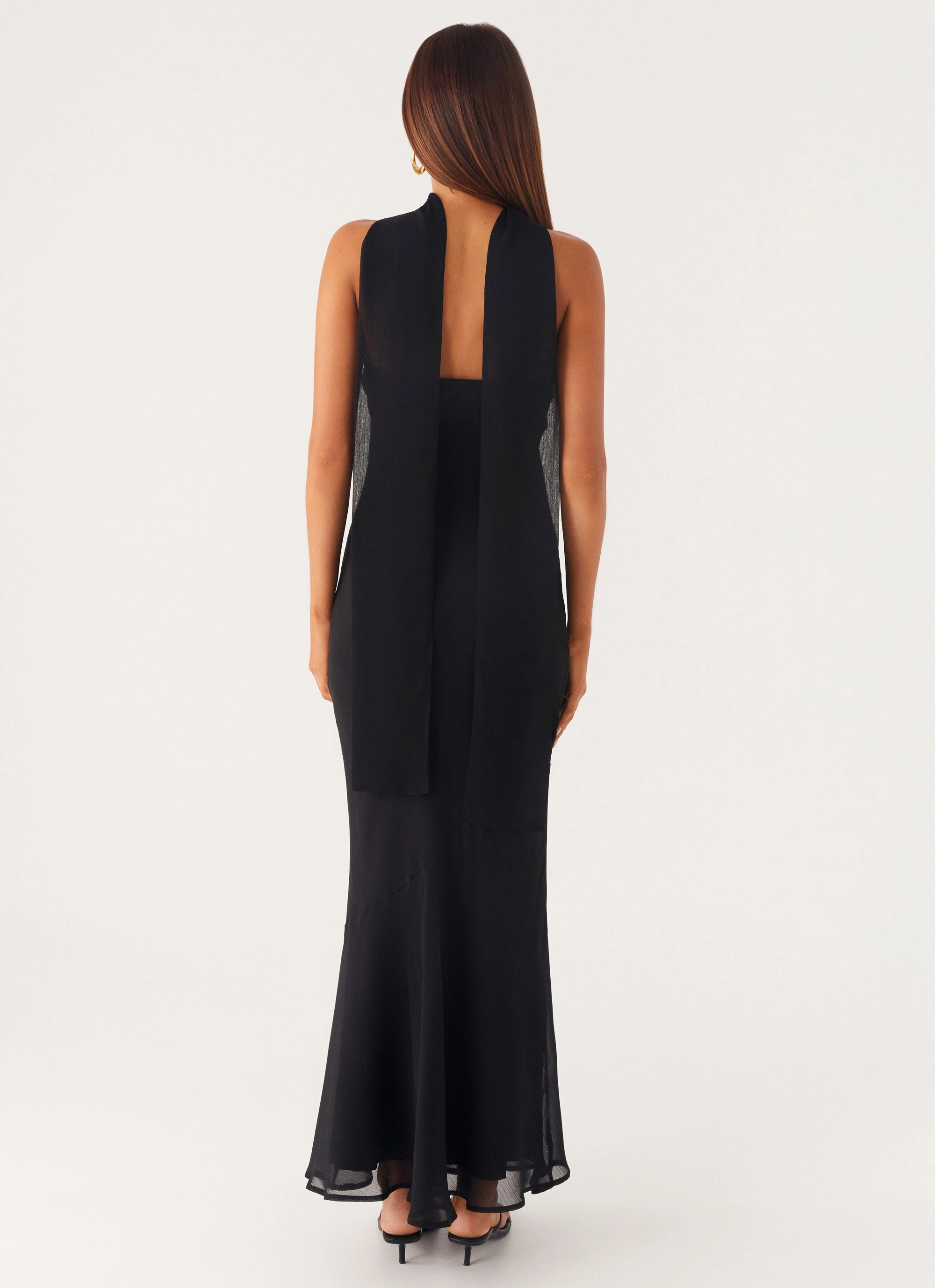 Under the Pagoda Maxi Dress - Black Stylish Waistband Holiday Wear