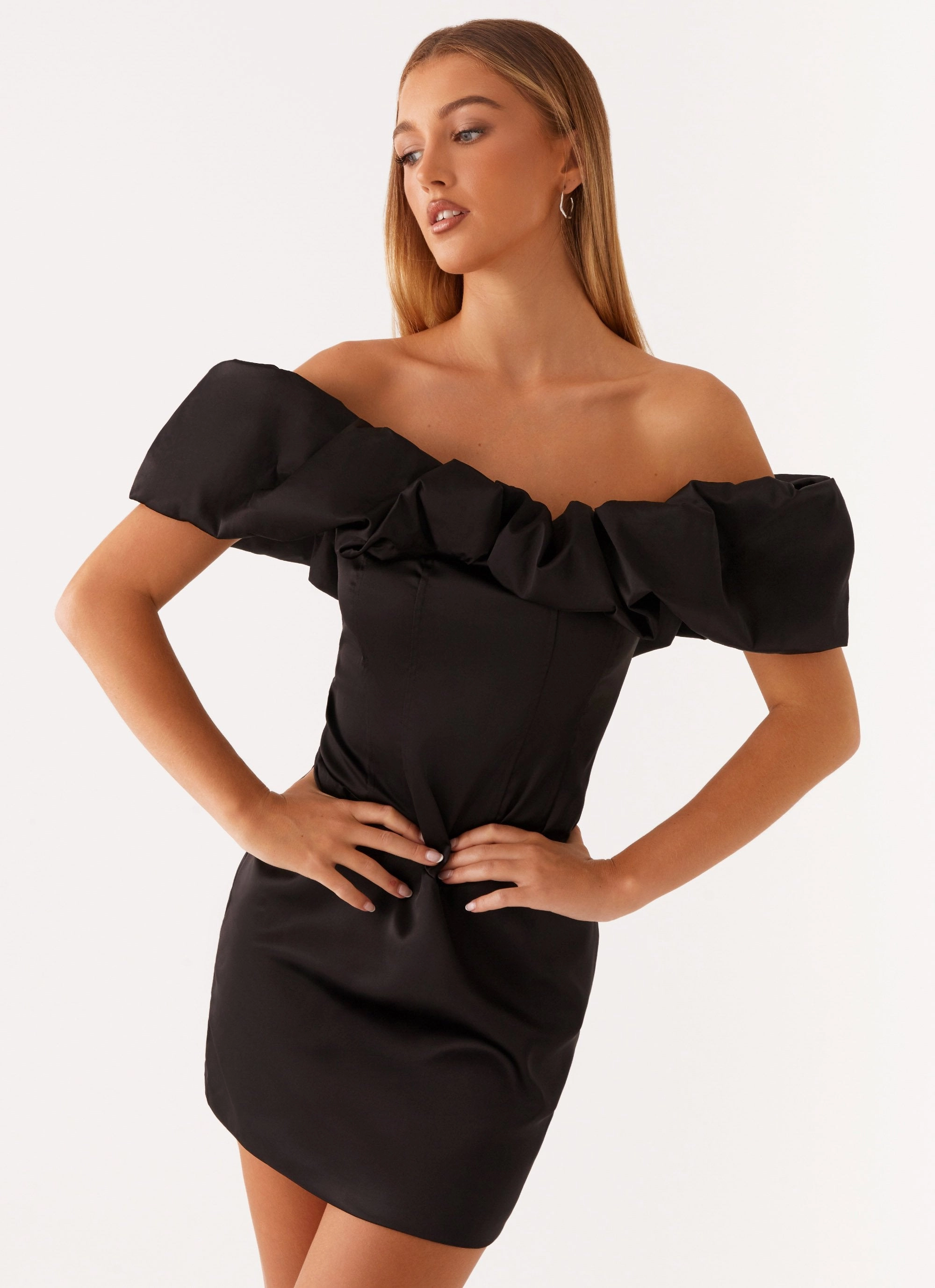 Daily Comfort Simple Ease Read My Mind Mini Dress - Black