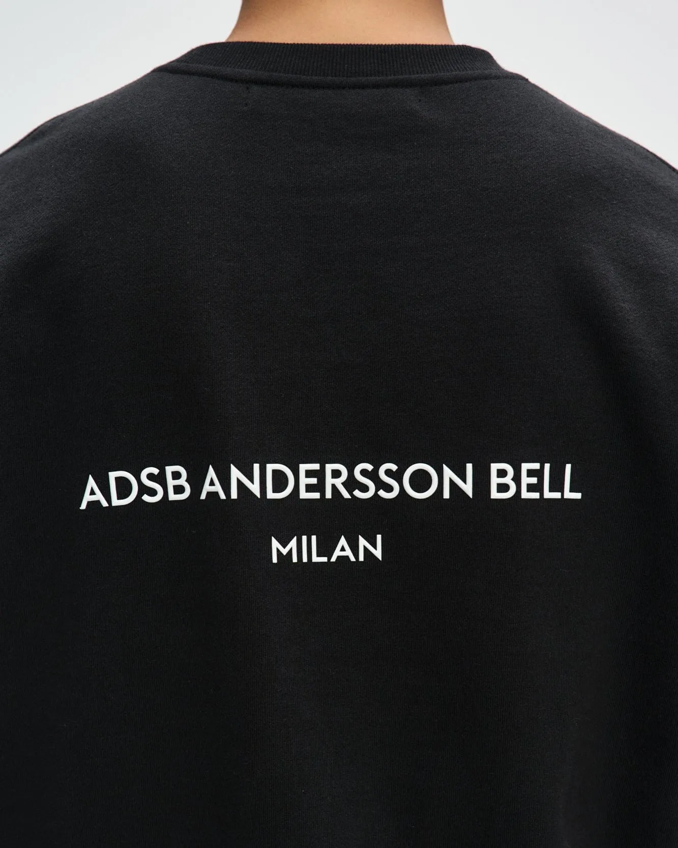 UNISEX STOOL PATCH LOGO SWEATSHIRTS atb1272u(BLACK)