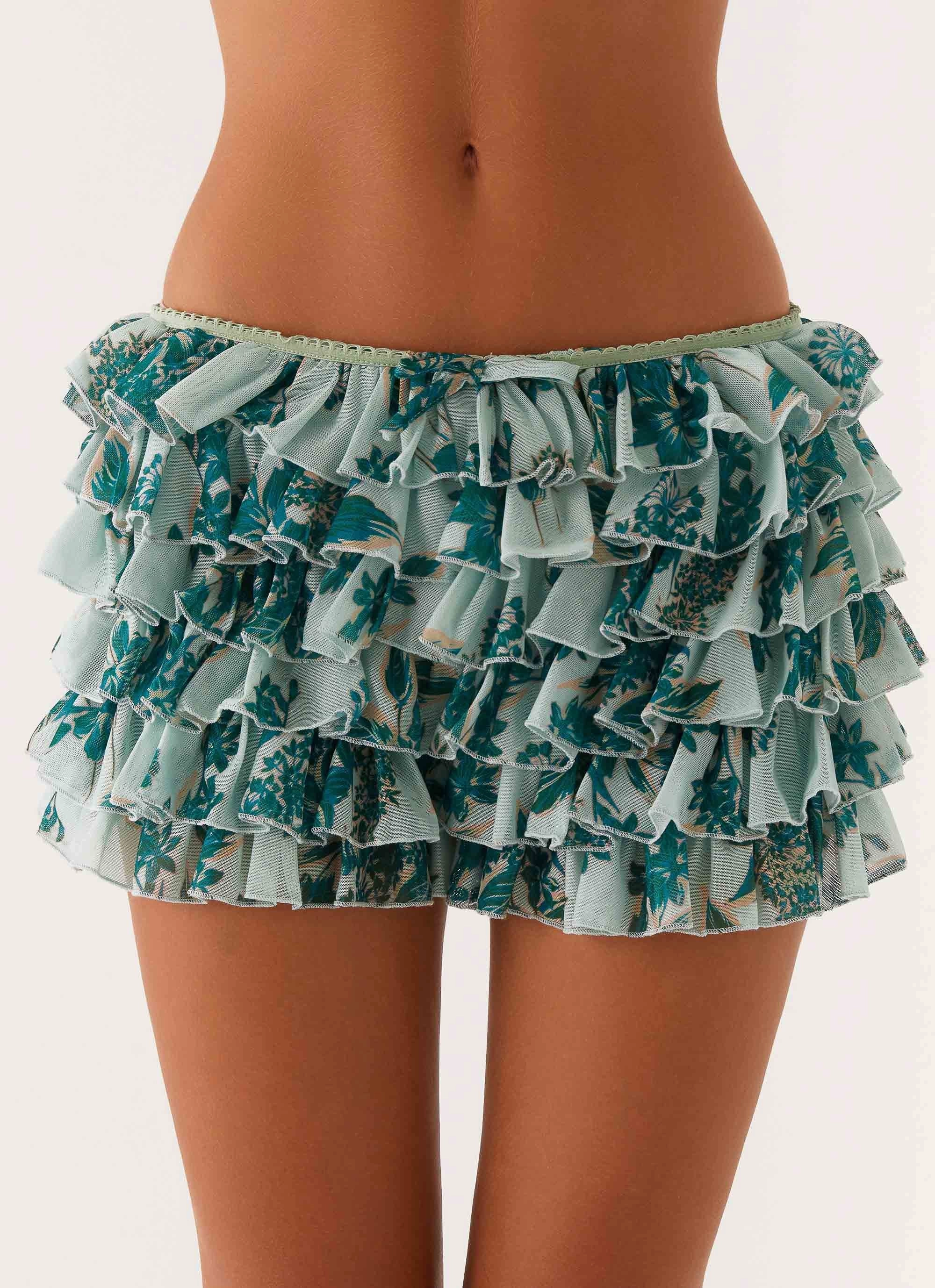 Belt loops WrinkleFreeFabric Entertain Me Bloomer Shorts - Cloud Nine Floral