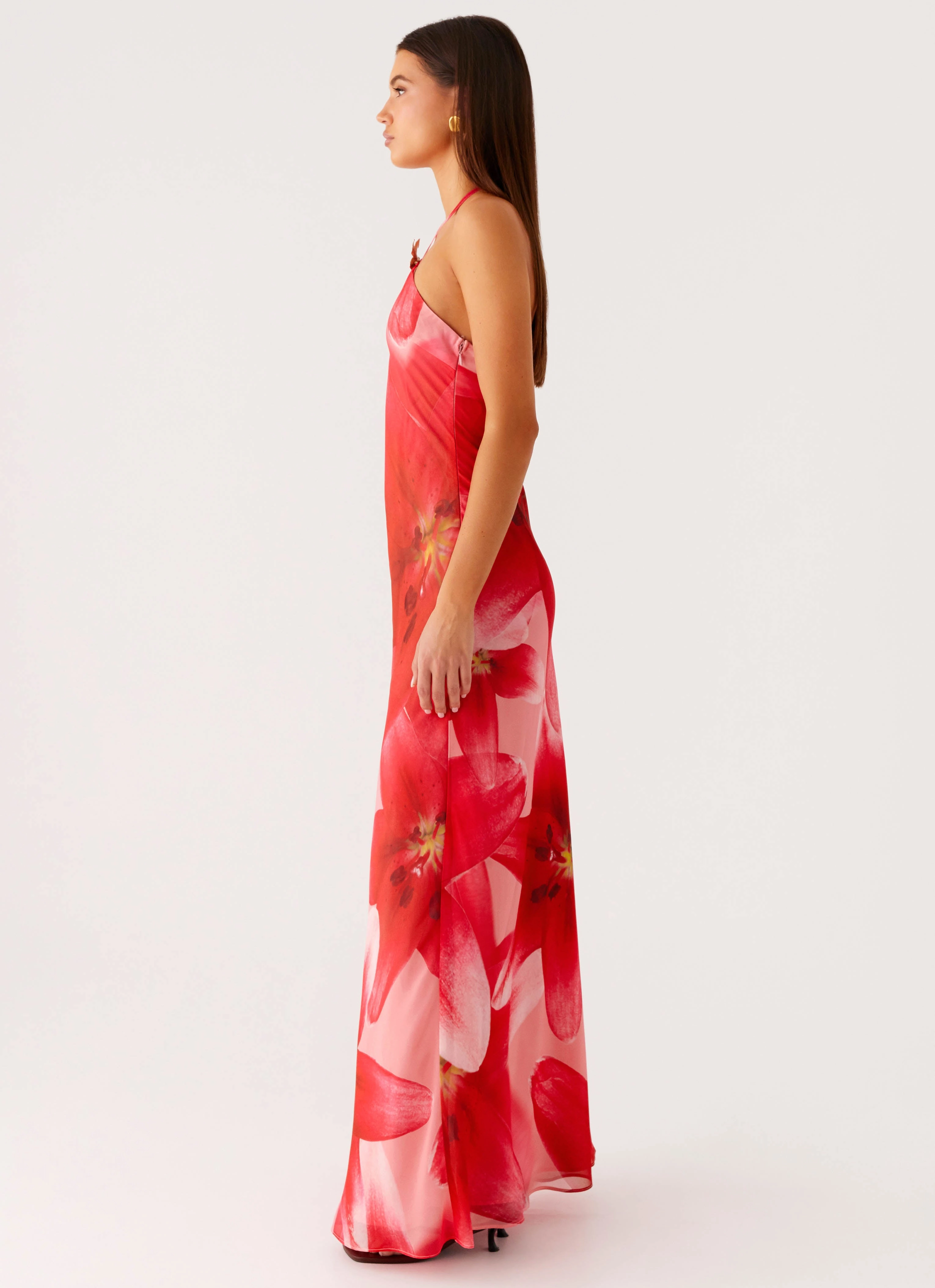 Designer-Label Sleek and Flattering Vatiana Chiffon Maxi Dress - Peach Watermelon Flower