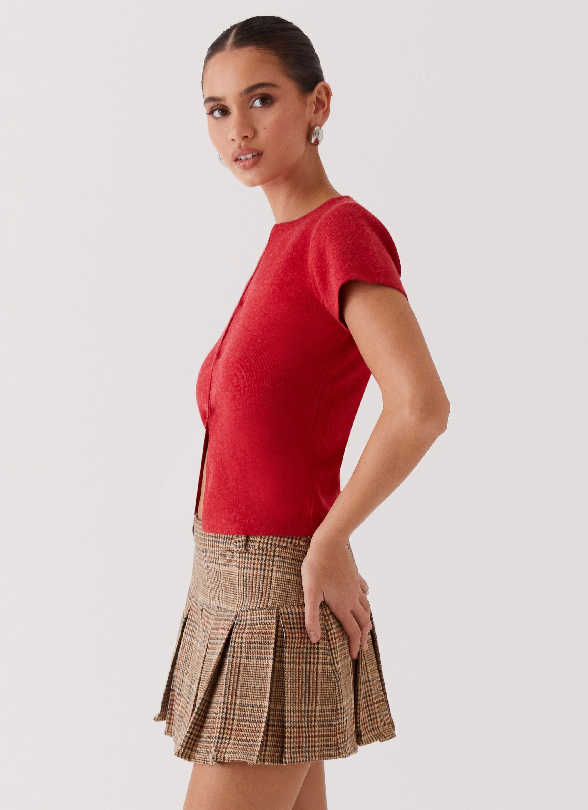 Raina Knit Crop Top - Ruby Red EasyCareFabric BioBased Fiber