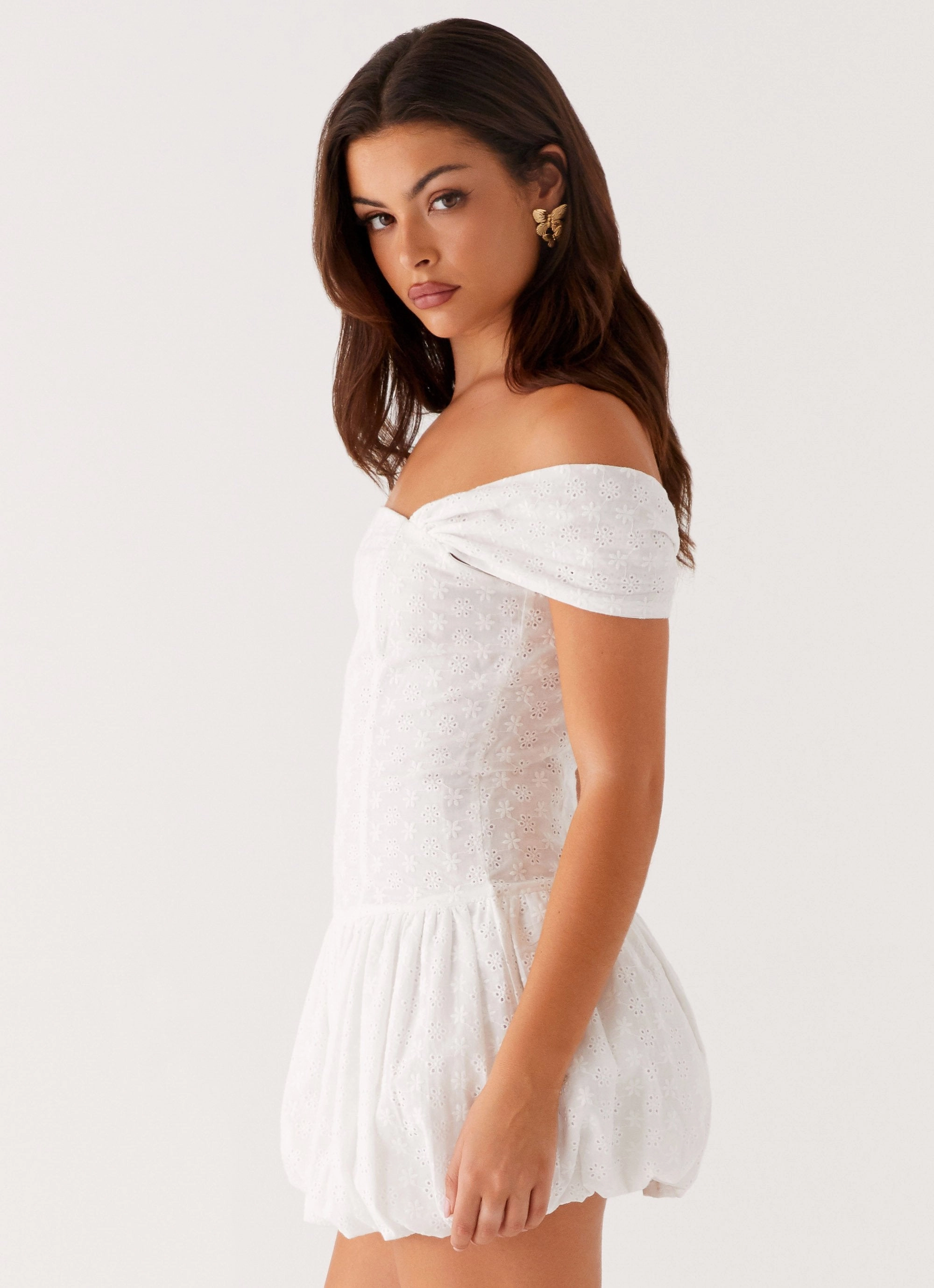 Midi-Length Semi Formal Vida Off Shoulder Mini Dress - White