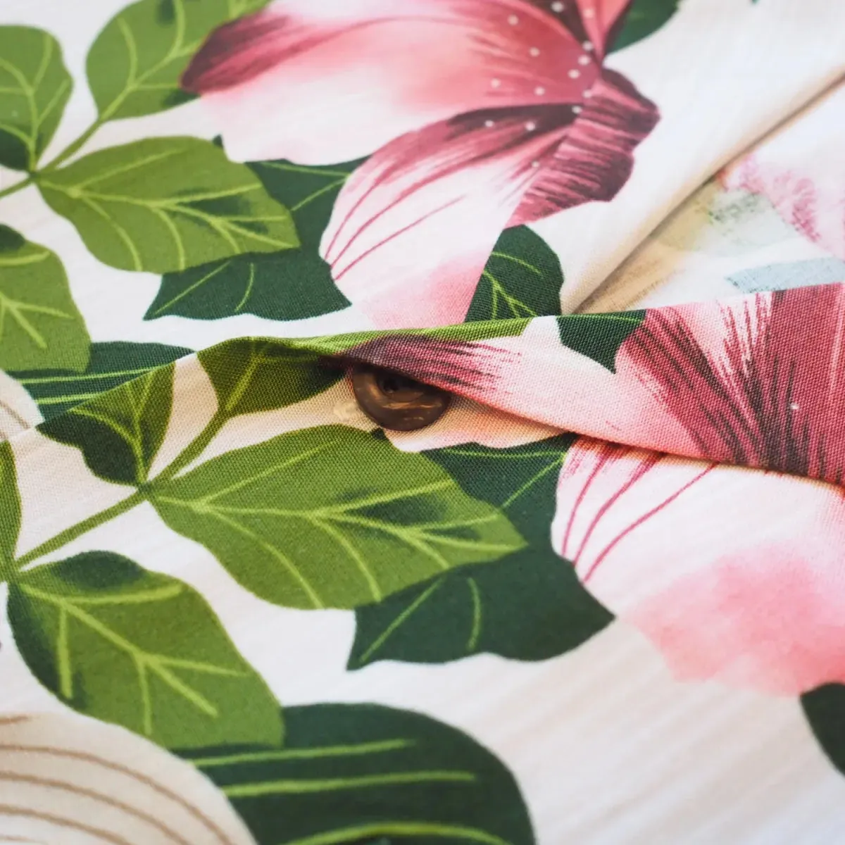 vintage aloha cream hawaiian rayon shirt
