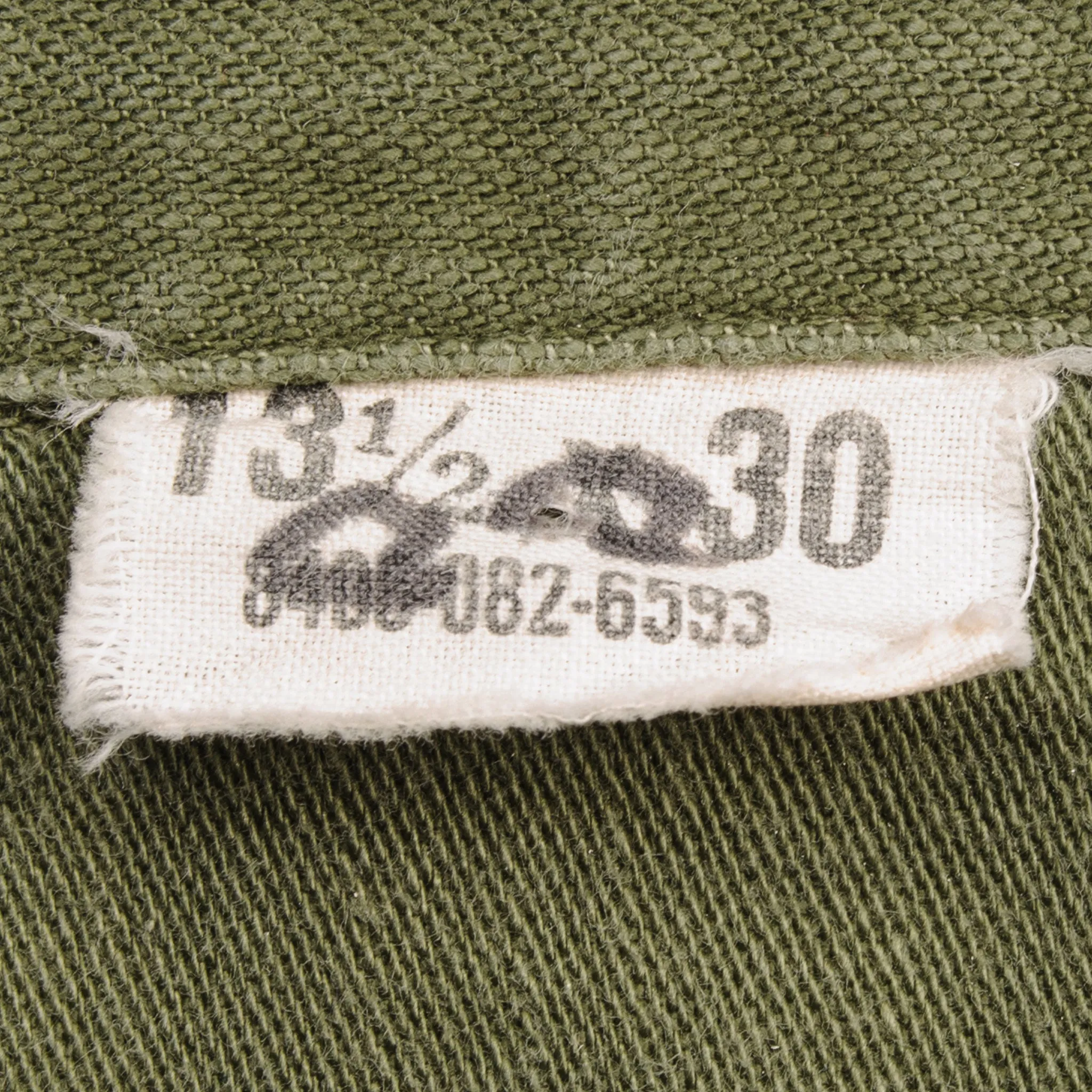 VINTAGE US ARMY UTILITY SHIRT P63 1963/64 VIETNAM WAR SIZE 13 1/2 X 30