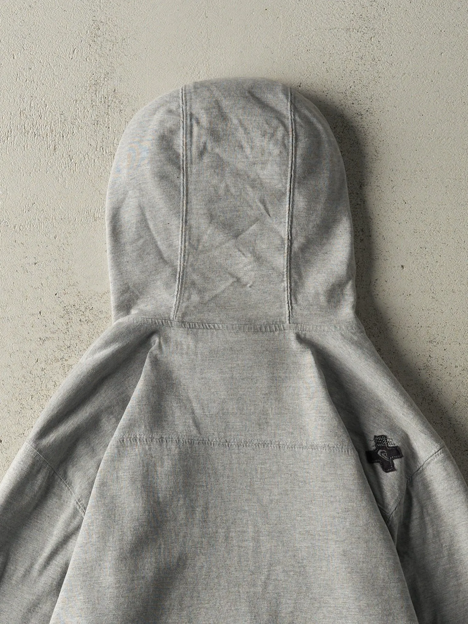 Vintage Y2K Grey Quiksilver Fleece Lined Zip Up Hoodie (L)
