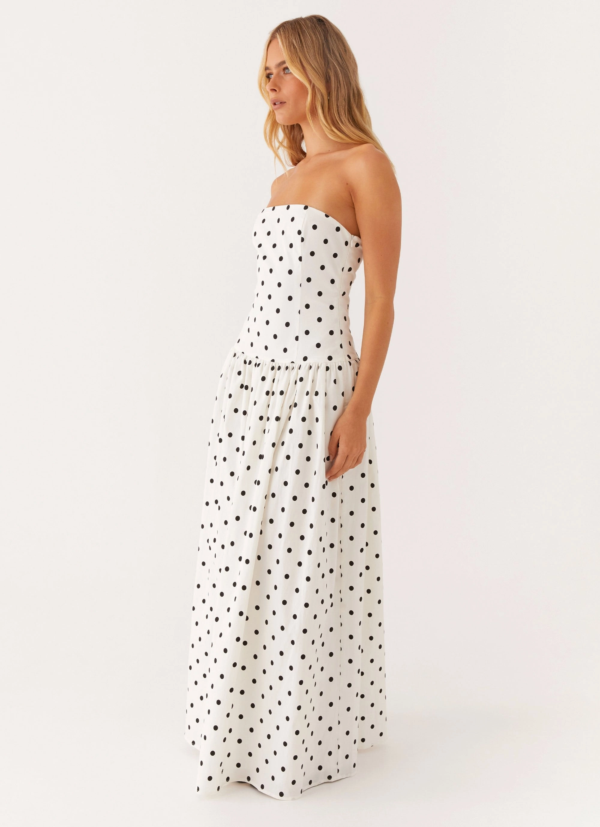 Textured Flow Andorra Maxi Dress - White Polkadot