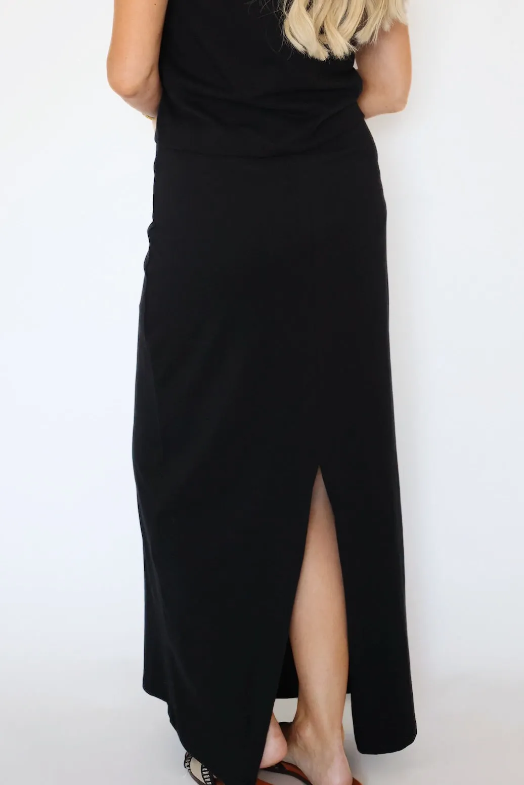 Flowy legs Gail Midi Skirt - True Black