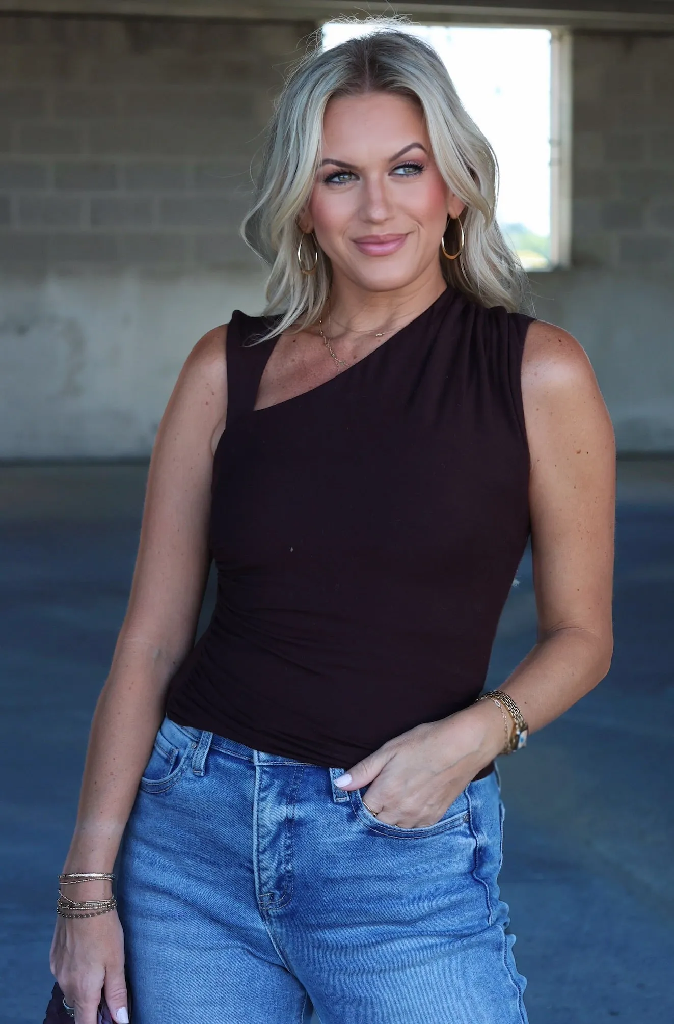 Chic Tee LightweightLayeredFabric Mia Top