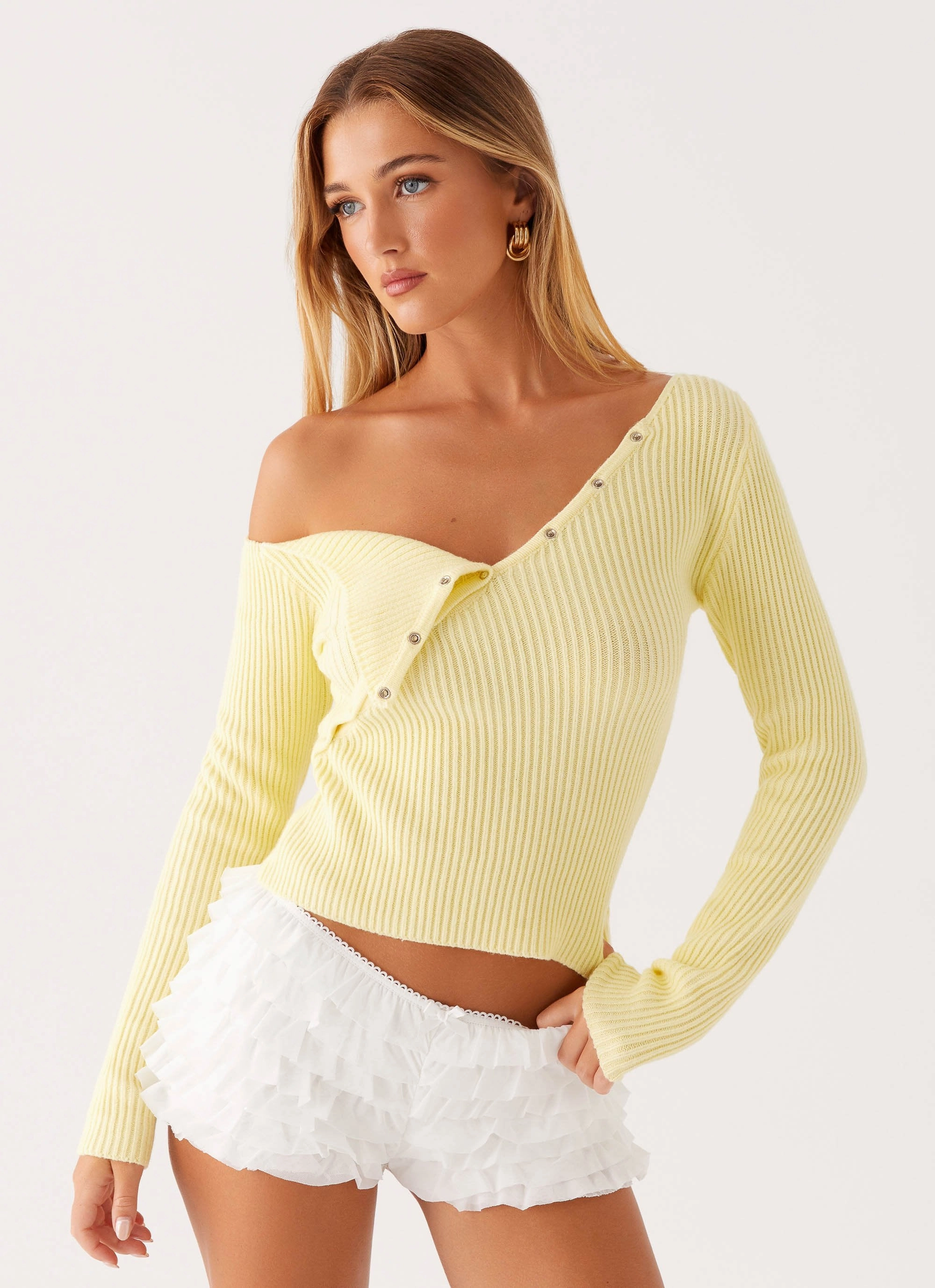 Microfiber Blended Fabric Waverly Knit Top - Pastel Yellow