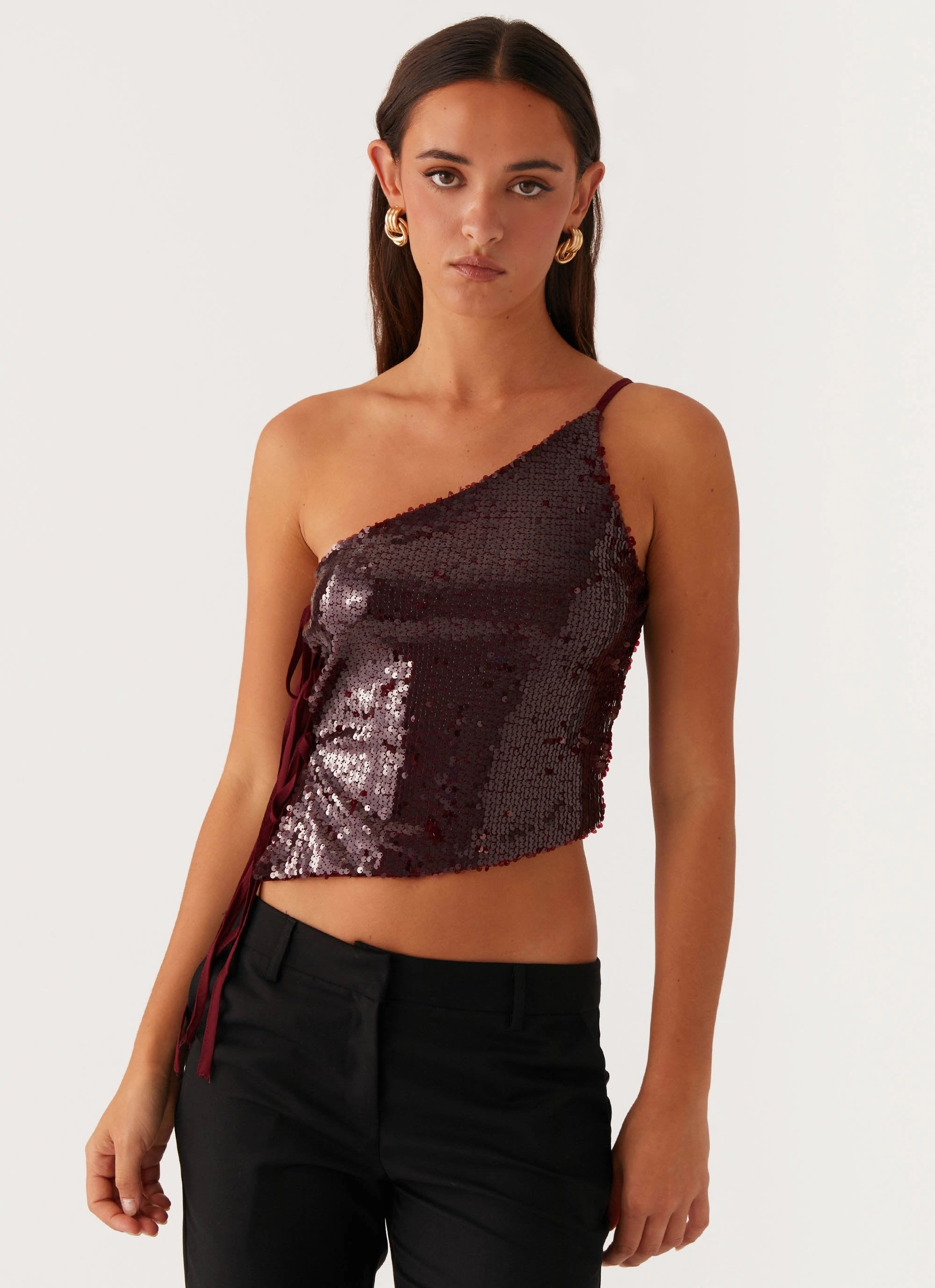 Modular Design Cosmopolitan One Shoulder Top - Maroon