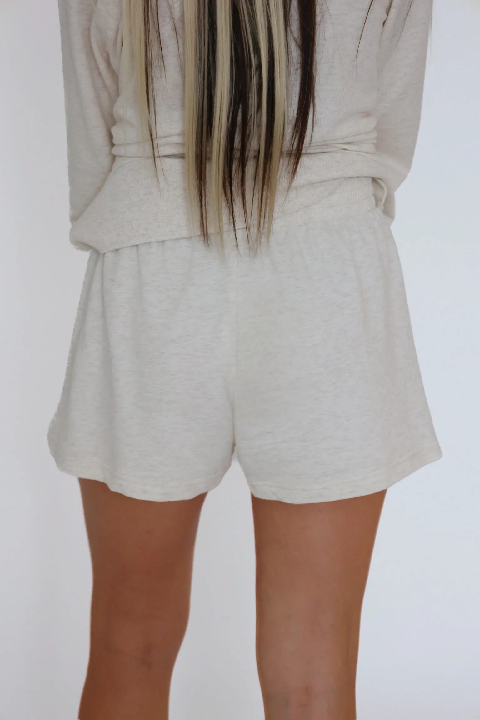 Casual Movement Weekender Short- Light Oatmeal Heather