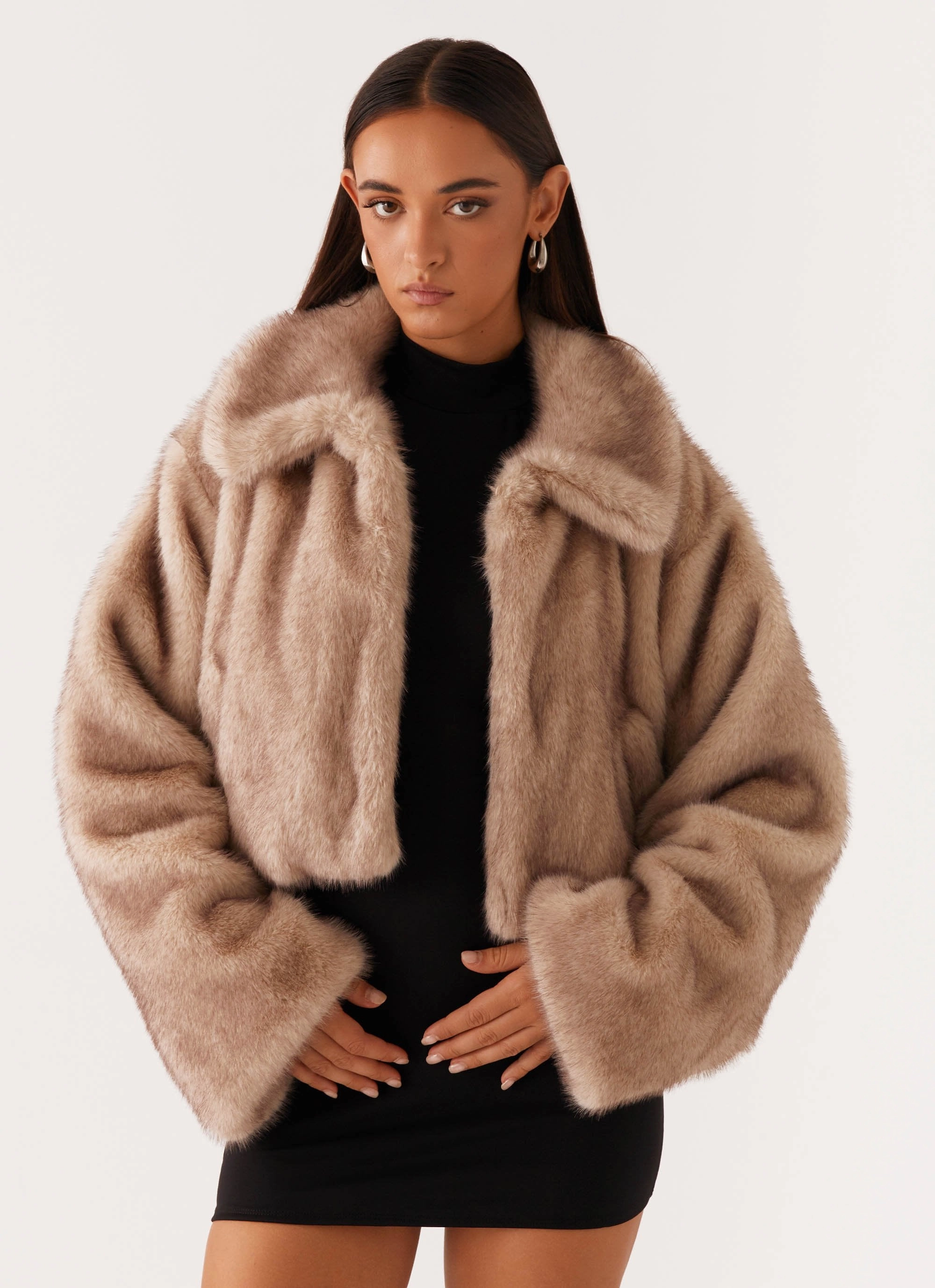 Adjustable Cuff Design StretchableMaterial Yasmina Faux Fur Jacket - Beige