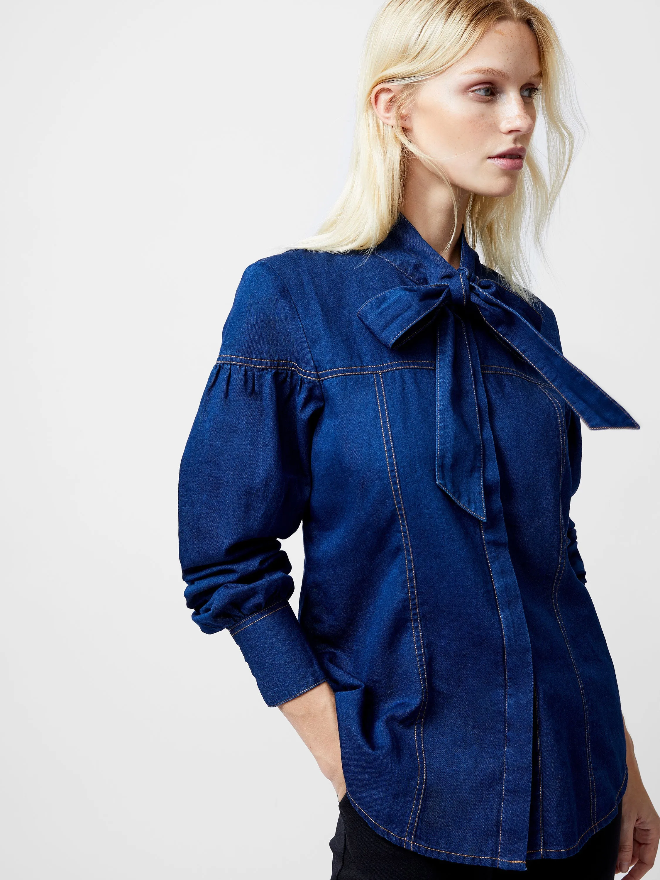 Zaves Chambray Tie Neck Button Up Shirt
